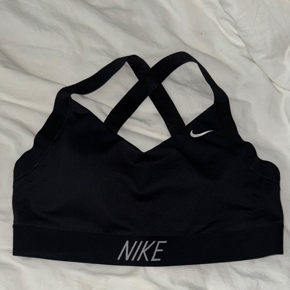 Nike Women's Black Cross-Back Sports Bra - size L
